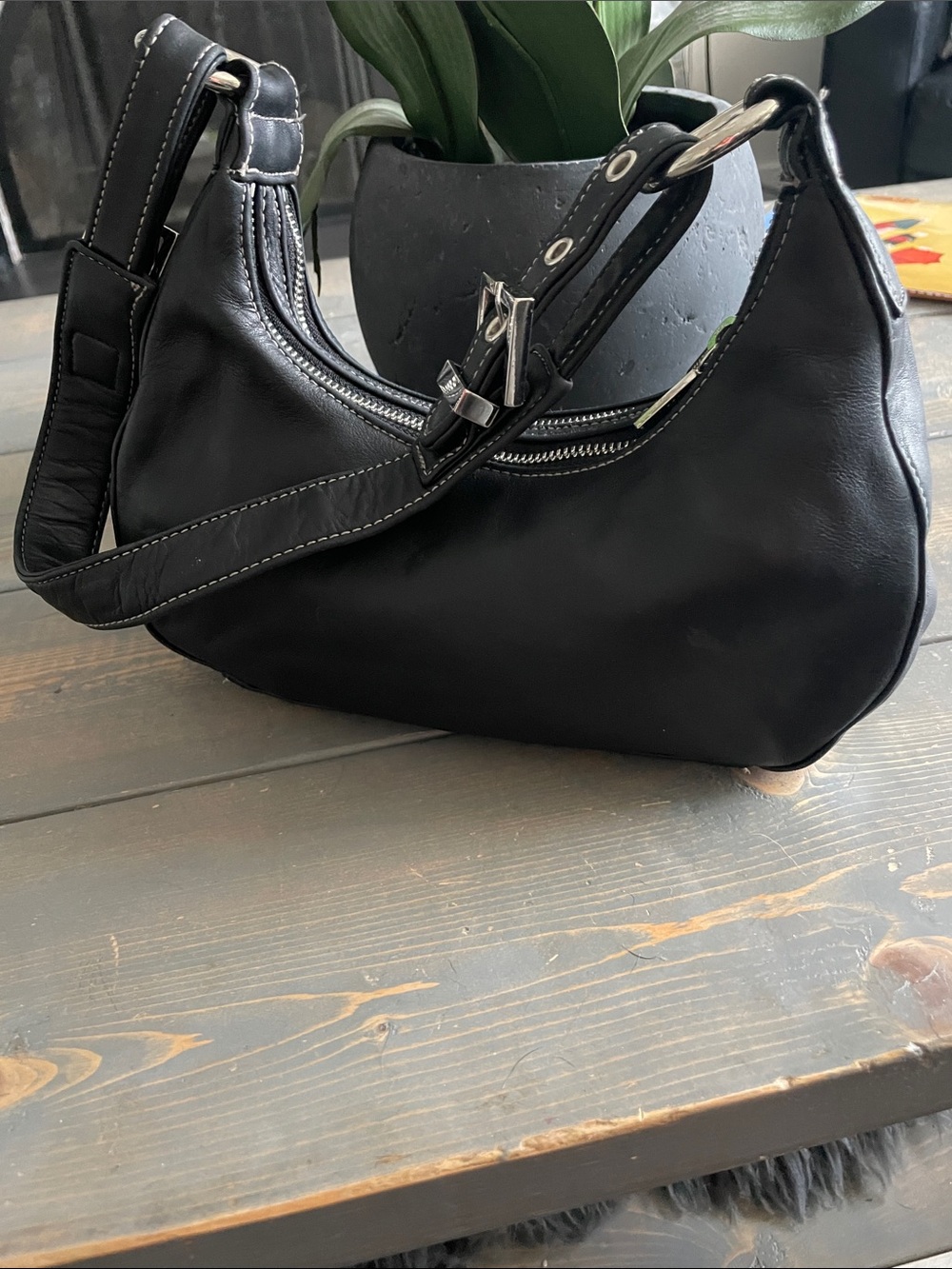 Black small Perlina leather bag